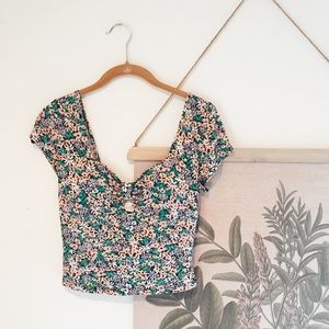 Floral cropped top